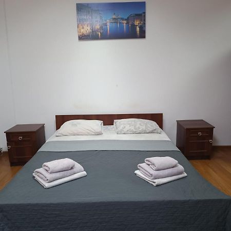 Apartments Domovik On Valenberga 3 Mukatjevo Eksteriør billede