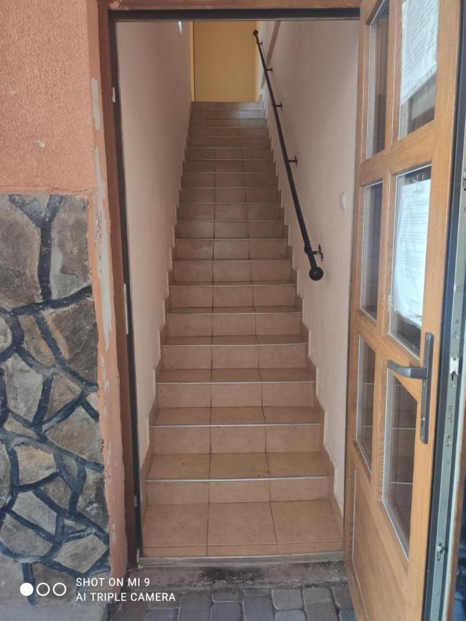 Apartments Domovik On Valenberga 3 Mukatjevo Eksteriør billede
