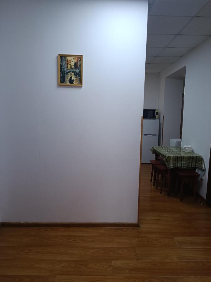 Apartments Domovik On Valenberga 3 Mukatjevo Eksteriør billede